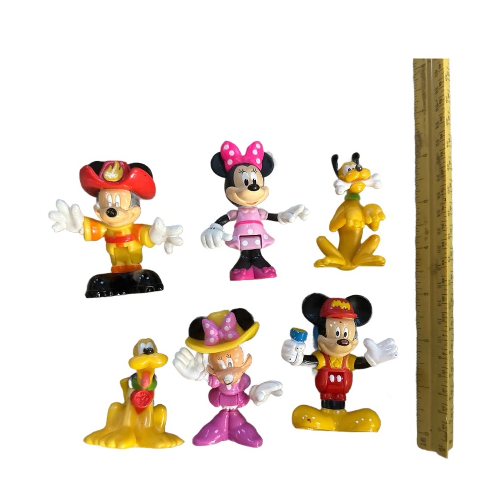 Lot of 6 Disney plastic figures